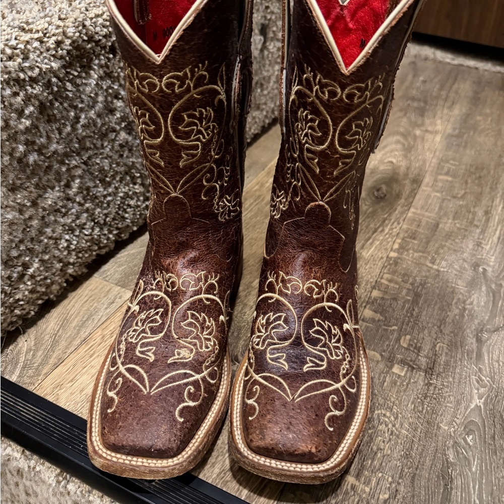Brown Women Cowboy Boots